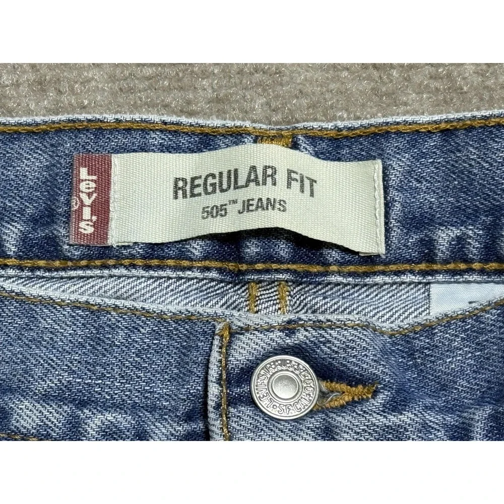 Levis levis 505